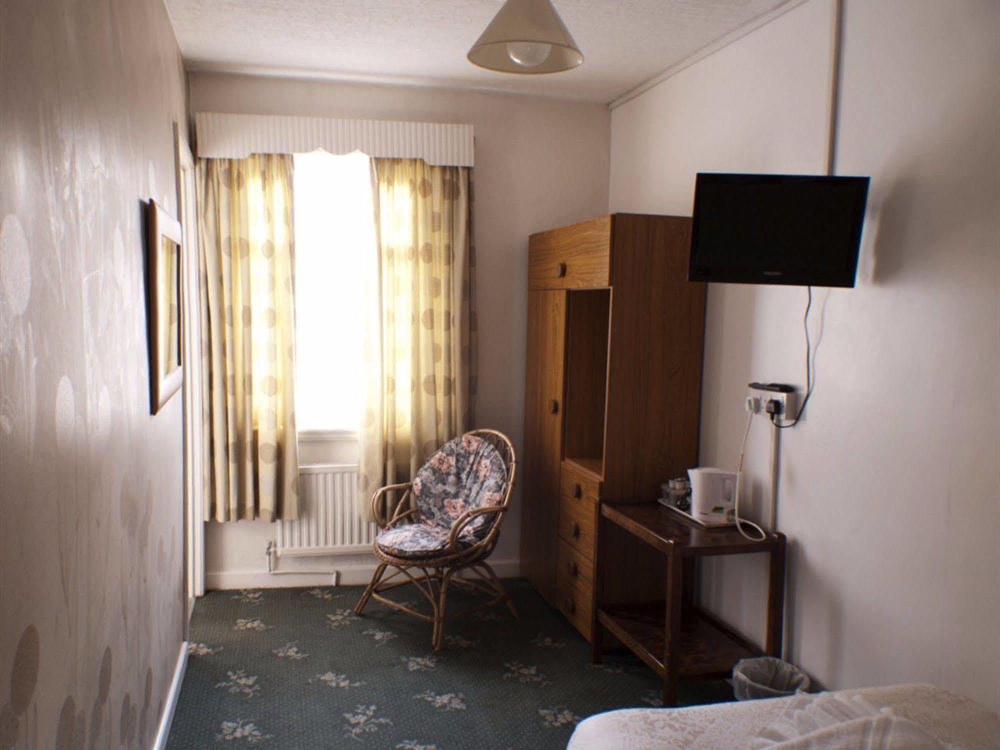 Hotel The Highfield Private 2*